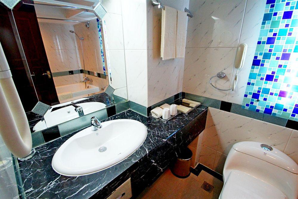 Salvo 4* Shanghai